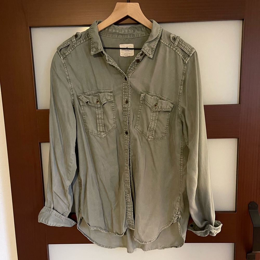 American Eagle Shirt